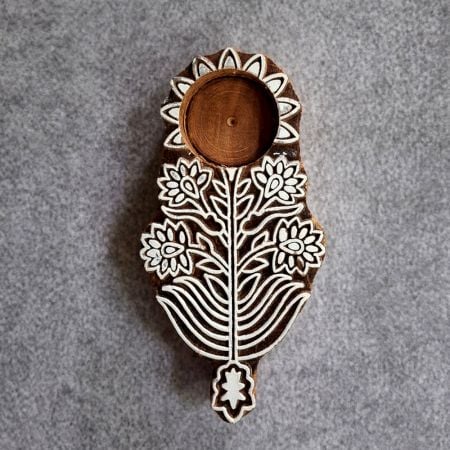 Handcrafted Wooden Floral Leaf T Light Decor Piece